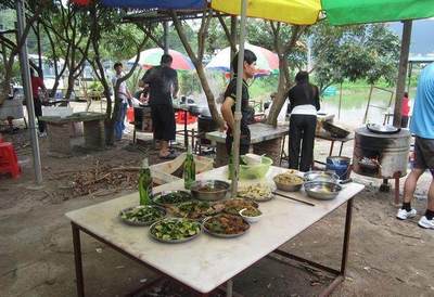 农村开农家乐真不错,来的人天天爆棚,绿色食物有老家的味道